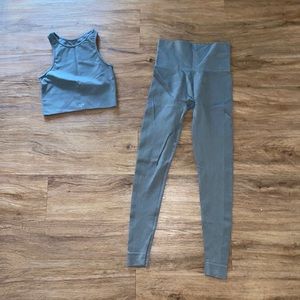 Set active women’s workout set size extra small